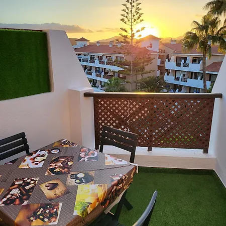 Апартаменты Moderno Y Luminoso Atico Con Vistas Y Piscina *