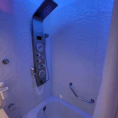 Moderno Y Luminoso ático Con Vistas Y Piscina *