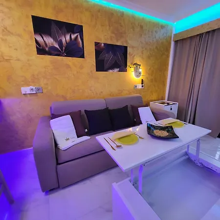 Moderno Y Luminoso Atico Con Vistas Y Piscina Апартаменты