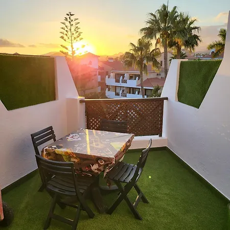 Moderno Y Luminoso Atico Con Vistas Y Piscina *