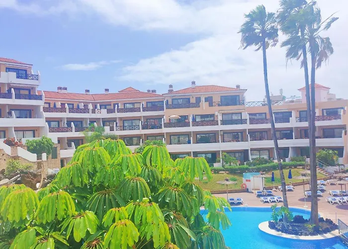 Moderno Y Luminoso Atico Con Vistas Y Piscina Daire San Miguel de Abona