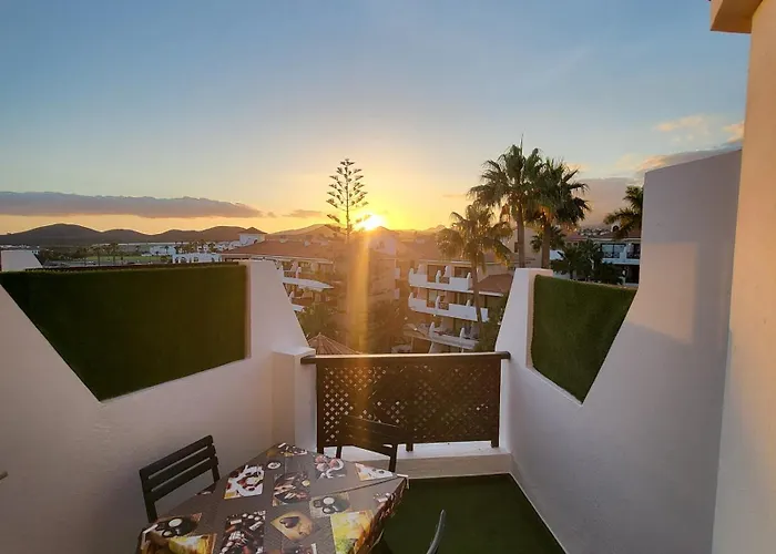 Daire Moderno Y Luminoso Atico Con Vistas Y Piscina