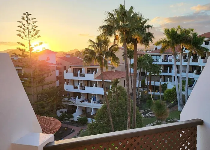 Moderno Y Luminoso Atico Con Vistas Y Piscina Apartment *