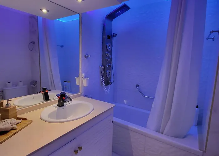 Moderno Y Luminoso Atico Con Vistas Y Piscina Apartment *