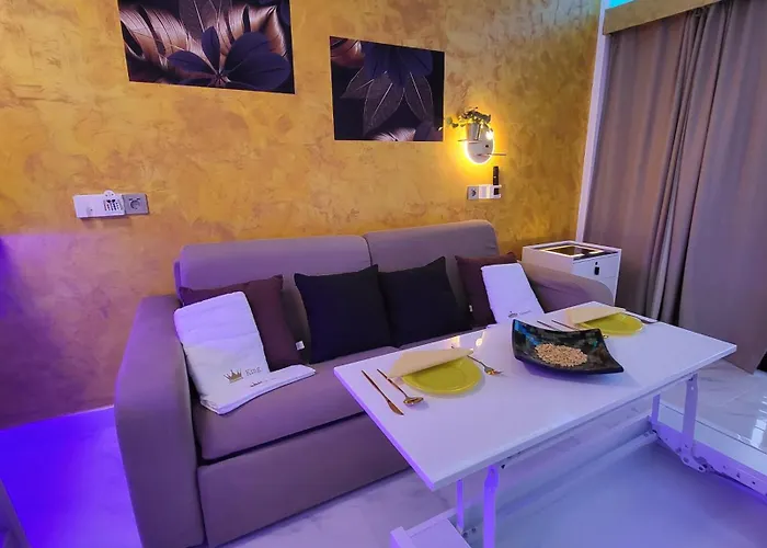 Moderno Y Luminoso Atico Con Vistas Y Piscina Apartment