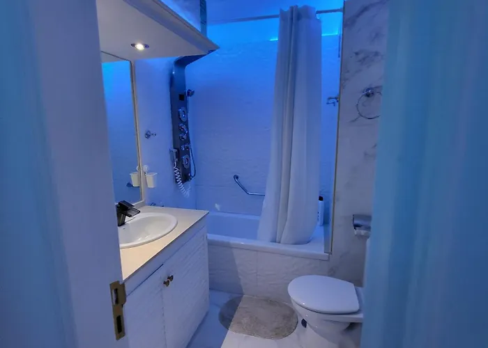 Moderno Y Luminoso Atico Con Vistas Y Piscina *