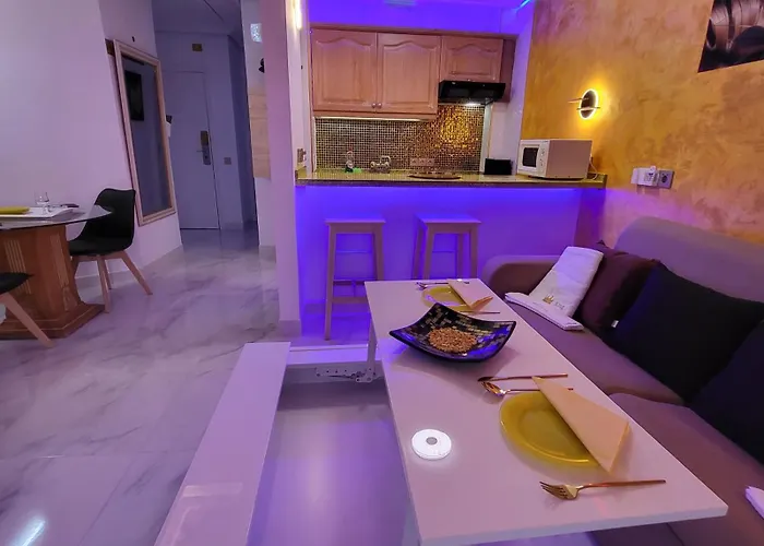 Daire Moderno Y Luminoso Atico Con Vistas Y Piscina *