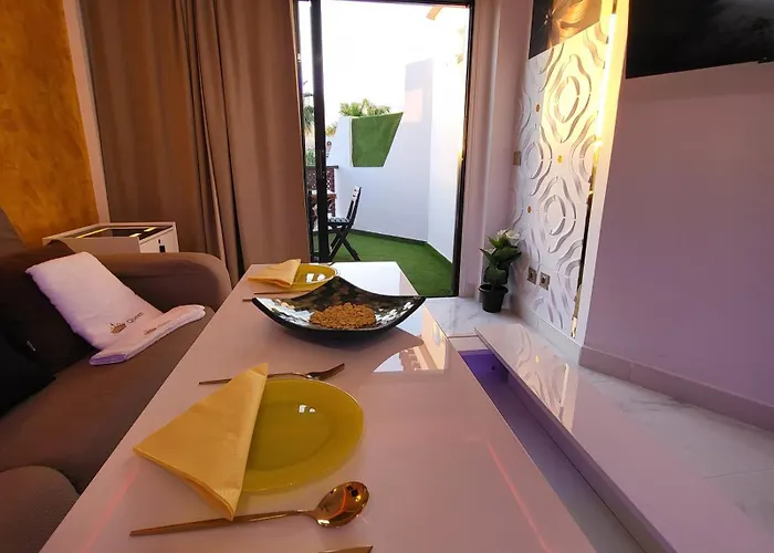 Moderno Y Luminoso Atico Con Vistas Y Piscina Apartment *