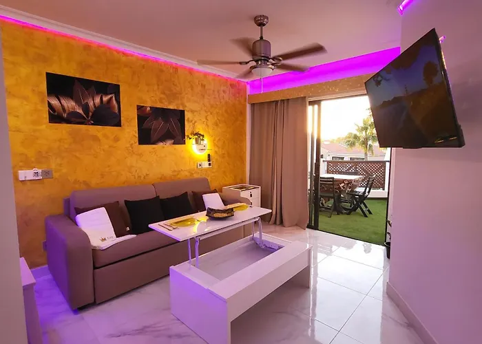 Apartment Moderno Y Luminoso Atico Con Vistas Y Piscina *